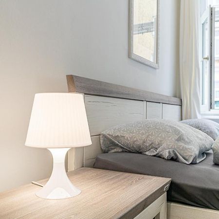 9 Min From City Center - Lovely Studio Near U1 Reumannplatz Vienna Exterior photo