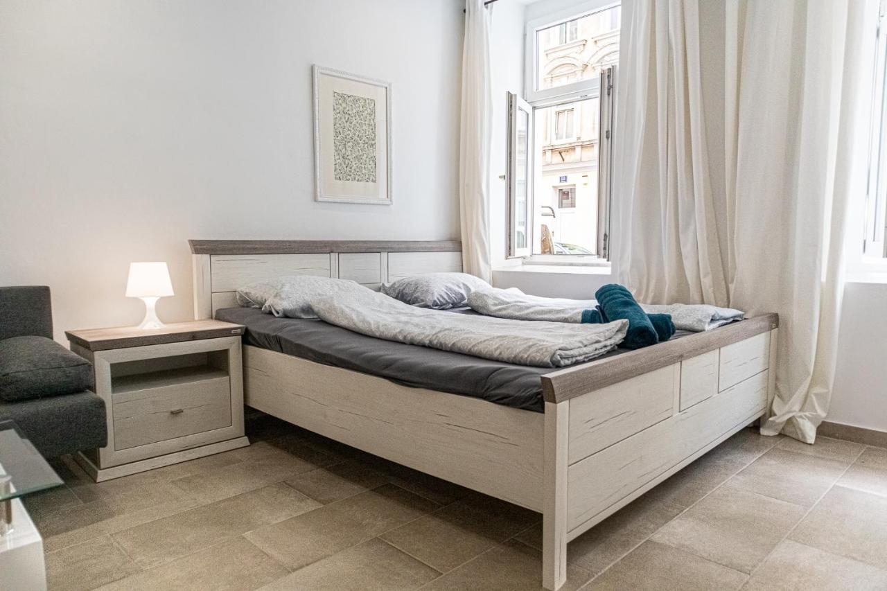 9 Min From City Center - Lovely Studio Near U1 Reumannplatz Vienna Exterior photo